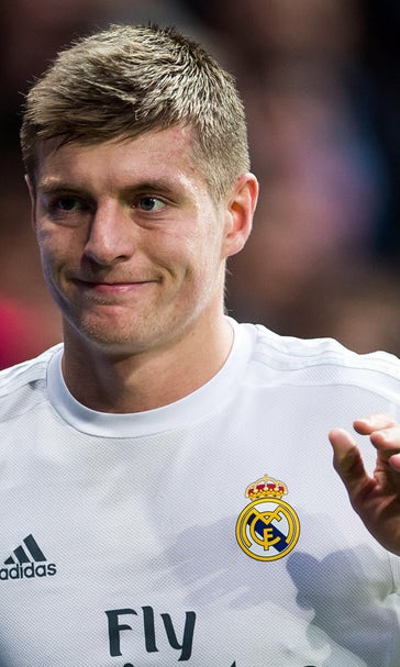 Chelsea make big offer for Real Madrid midfielder Kroos